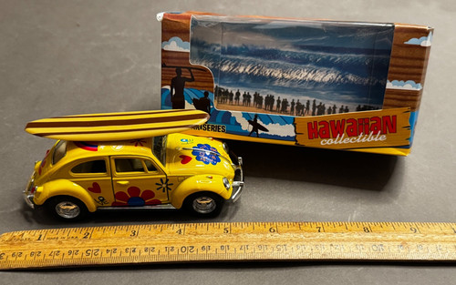Islander group yellow 1967 - group,